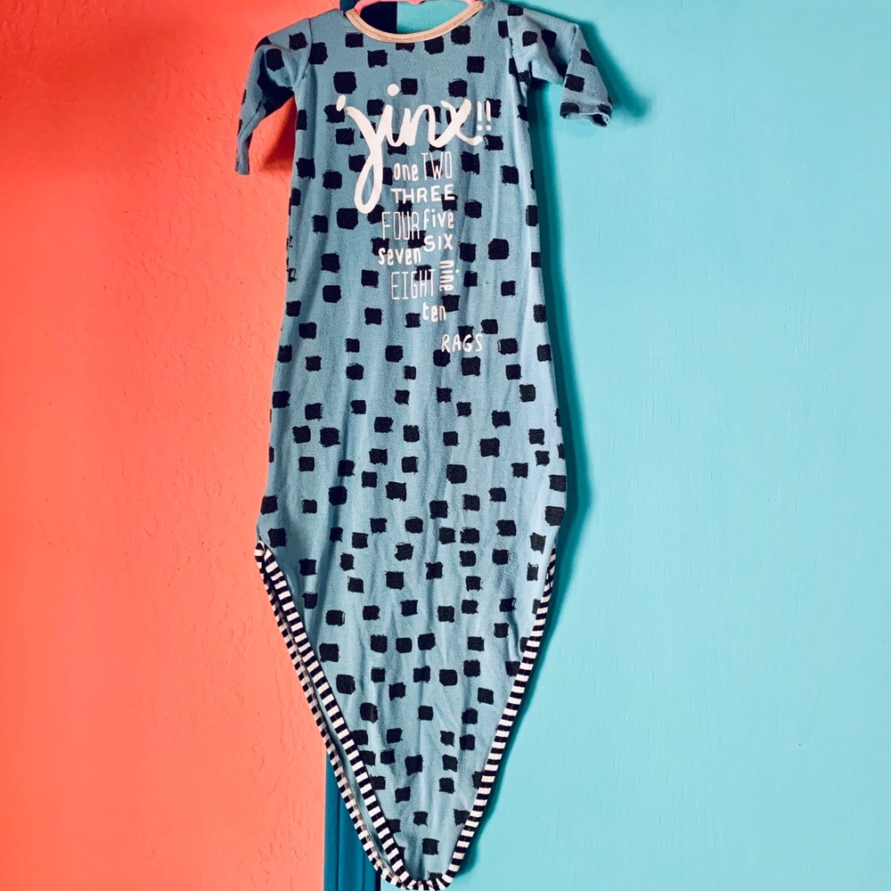 Rags knotted gown